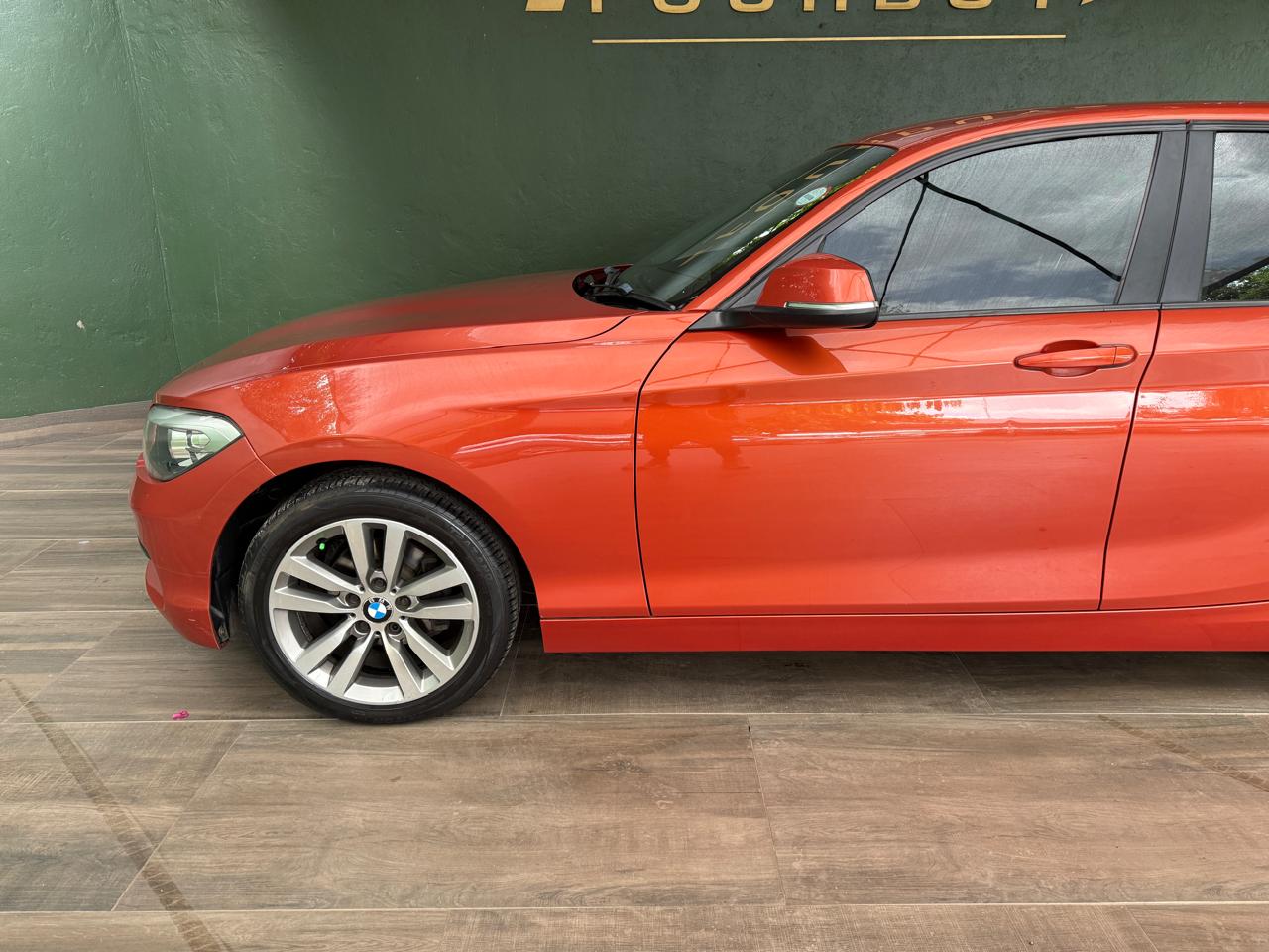 2016 Bmw 1 Series 118i 5-Door Auto