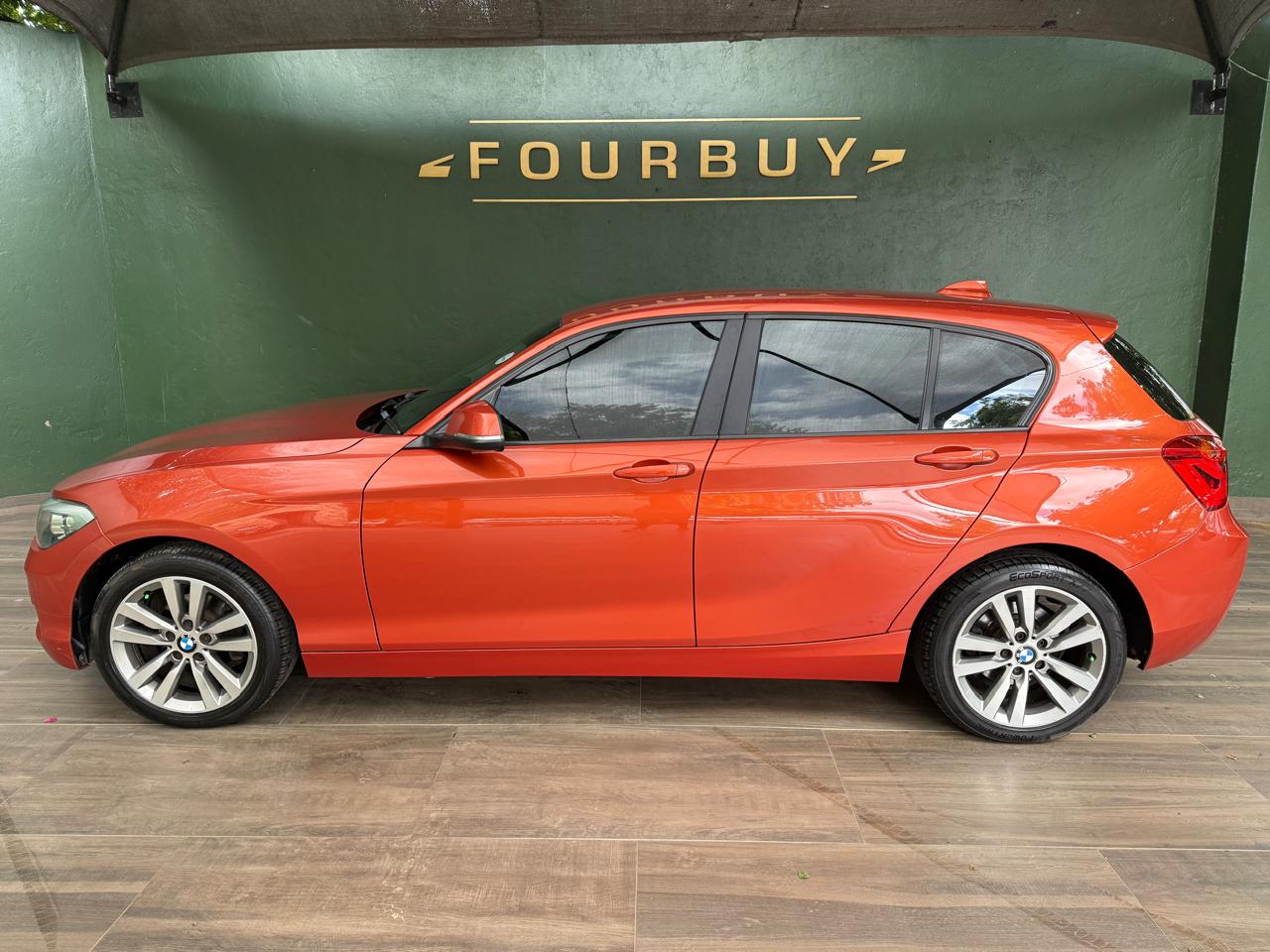 2016 Bmw 1 Series 118i 5-Door Auto