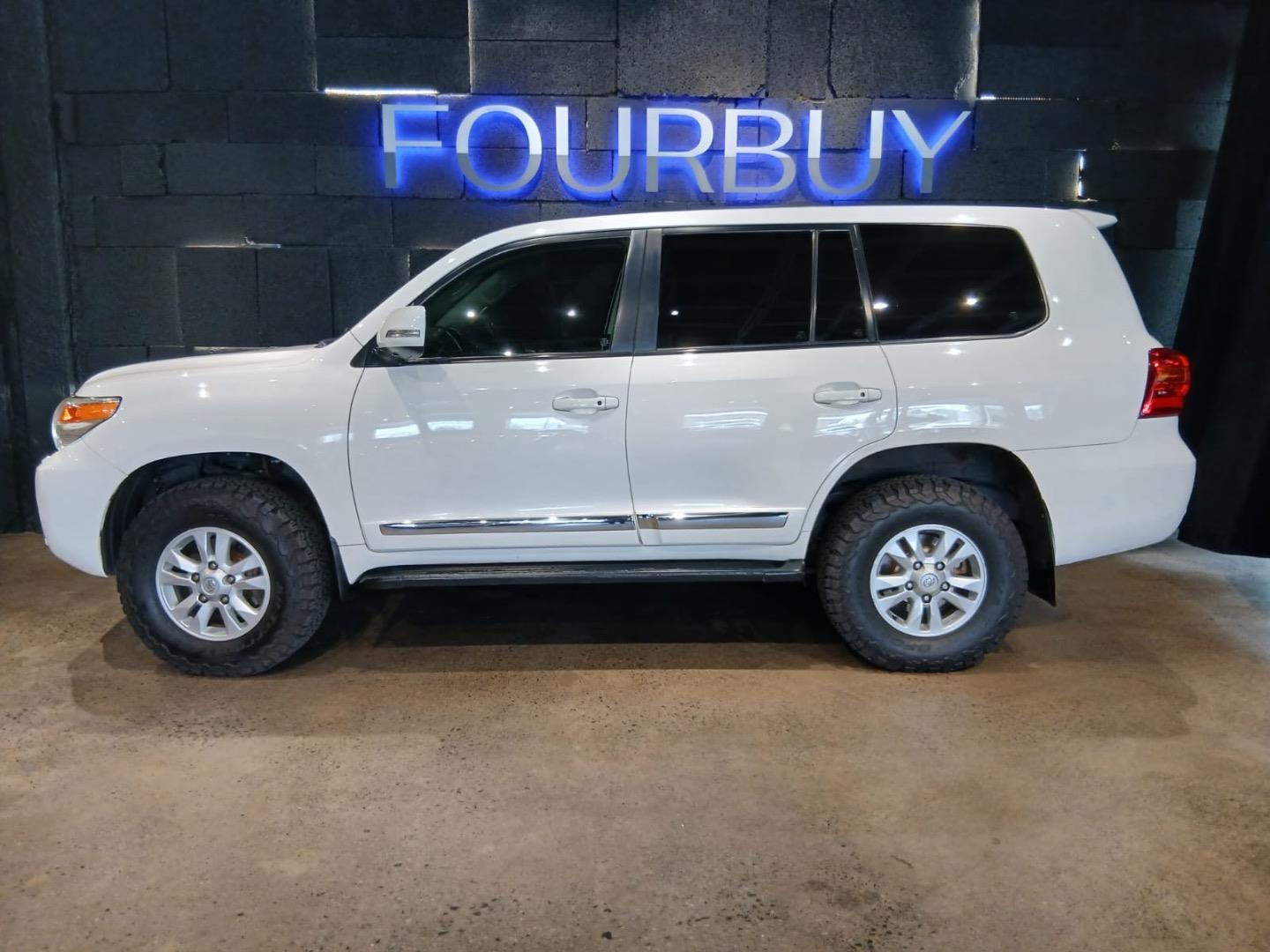 2014 Toyota Land Cruiser 200 4.5D-4D V8 VX
