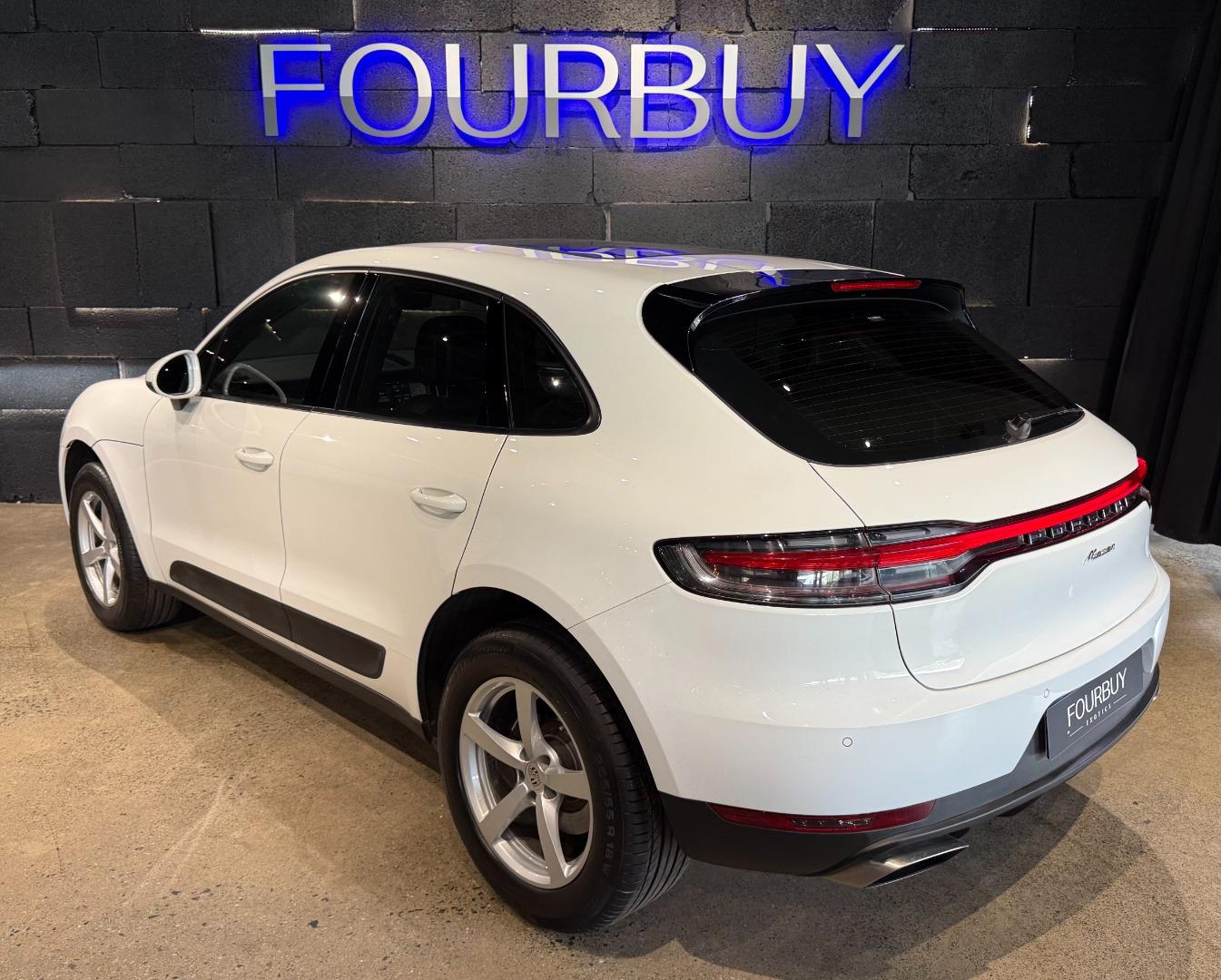 2021 Porsche Macan Macan