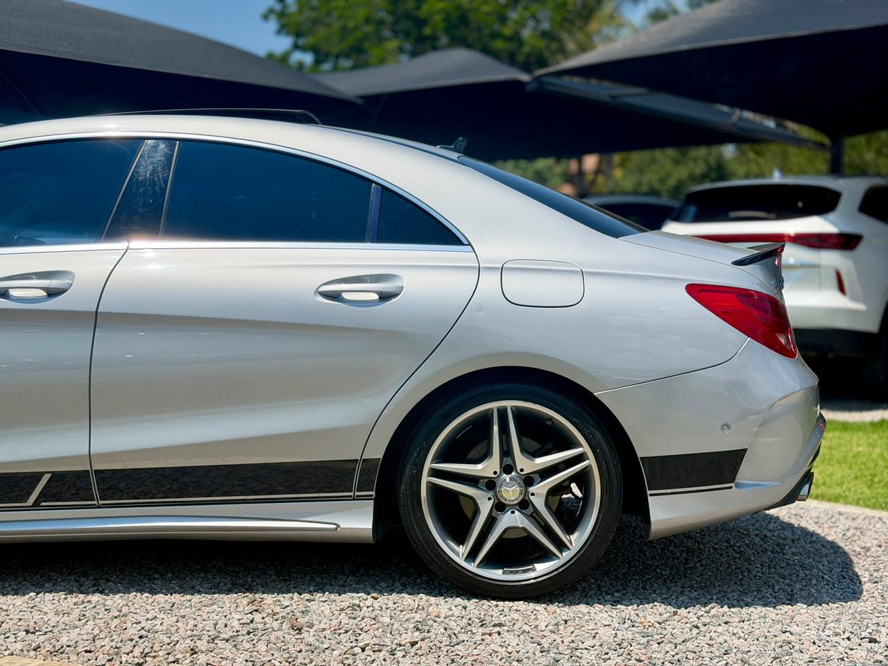 2015 Mercedes-benz Cla CLA220d AMG Line