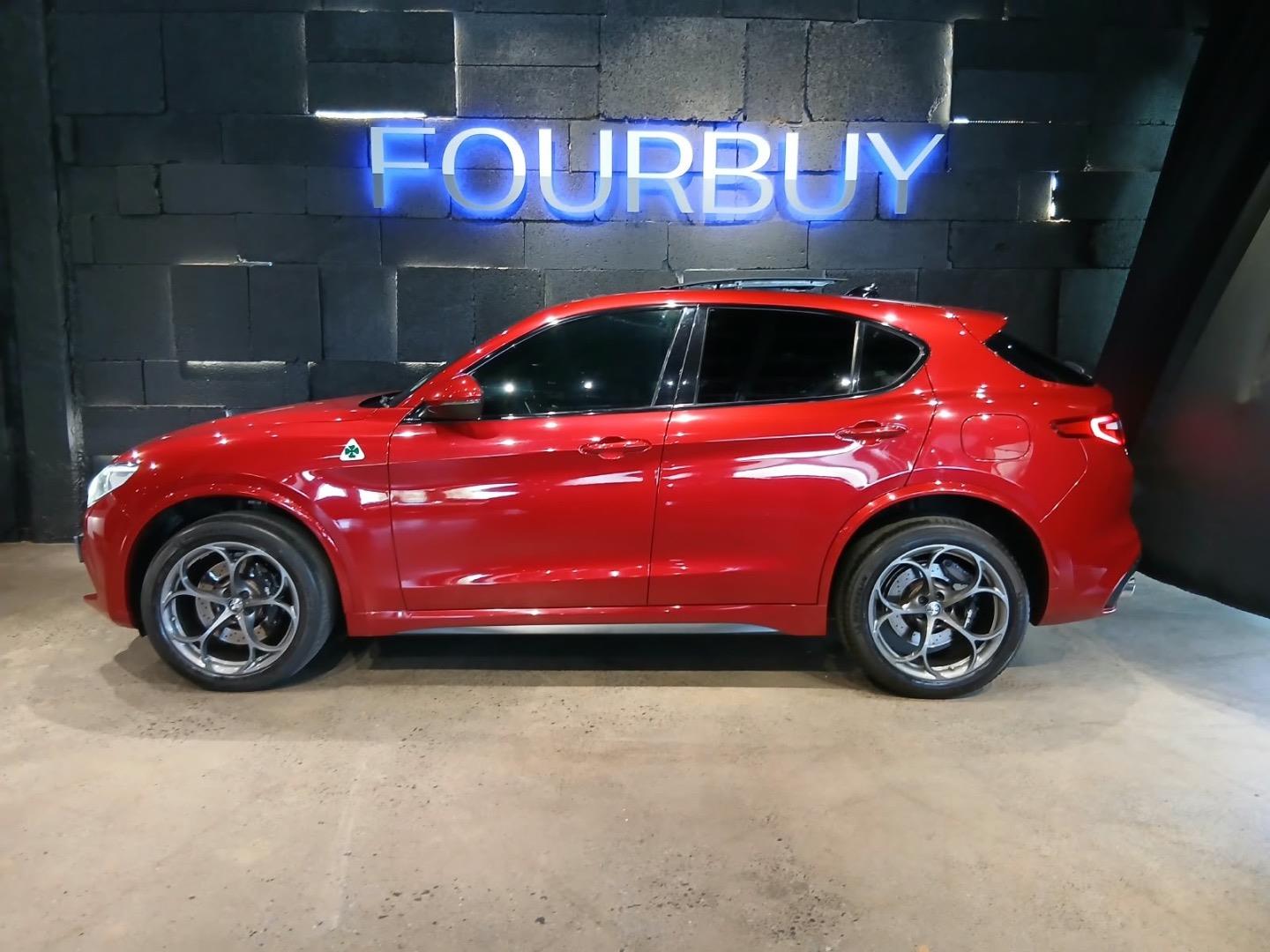 2020 Alfa Romeo Stelvio Quadrifoglio Q4