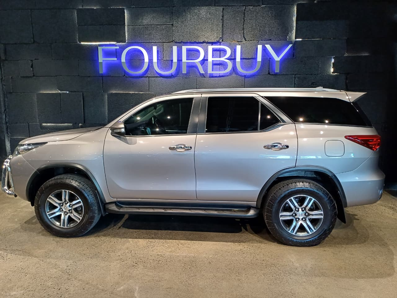 2016 TOYOTA FORTUNER 2.8 GD-6 RAISED BODY AT