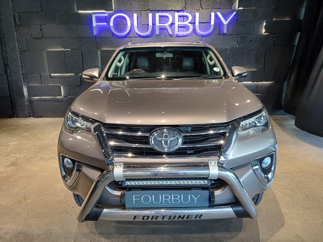 2016 TOYOTA FORTUNER 2.8 GD-6 RAISED BODY AT
